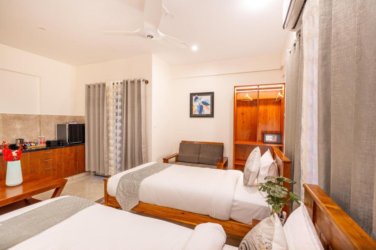 The Silver Chimes Suites Bangalore Exteriör bild