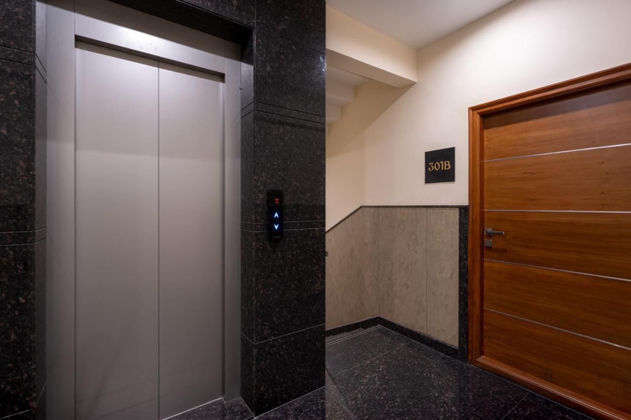 The Silver Chimes Suites Bangalore Exteriör bild